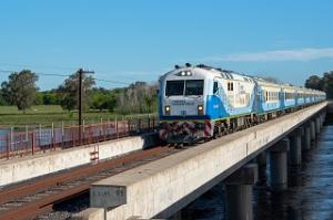 Pasajeros afectados por descarrilo en tren Constitución-Bahía Blanca 